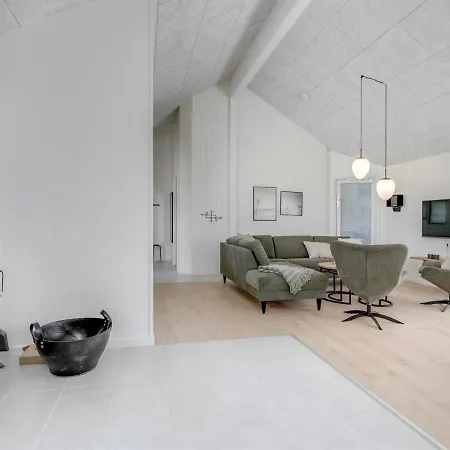 Holiday Ansa - 4km From The Sea By Interhome Semesterbostad